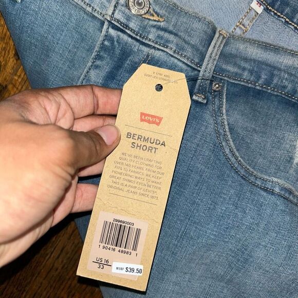 New Levi’s Shorts - Picture 4 of 5